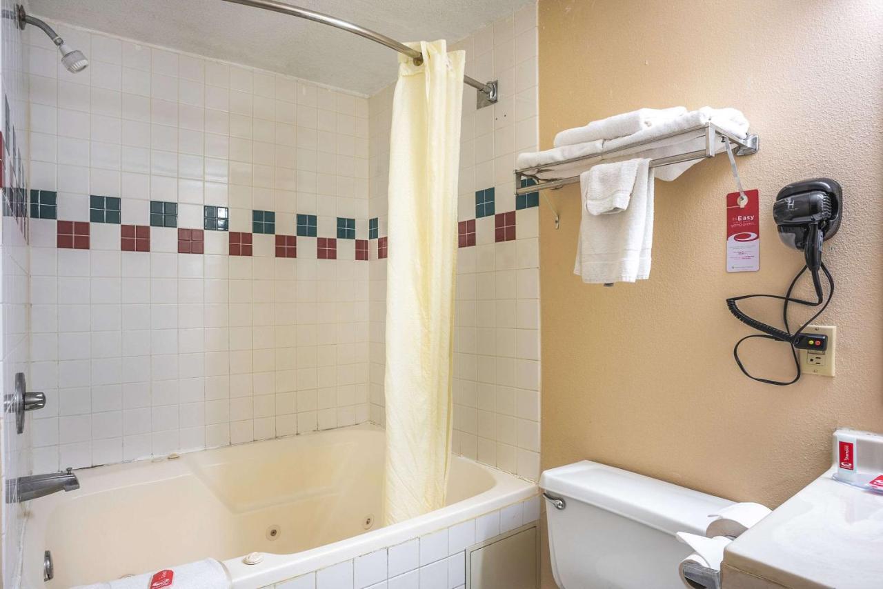 Princeton Econo Lodge מראה חיצוני תמונה